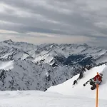 Allgaeu Mit Schwimmbad Und Sauna * אוברסטדורף